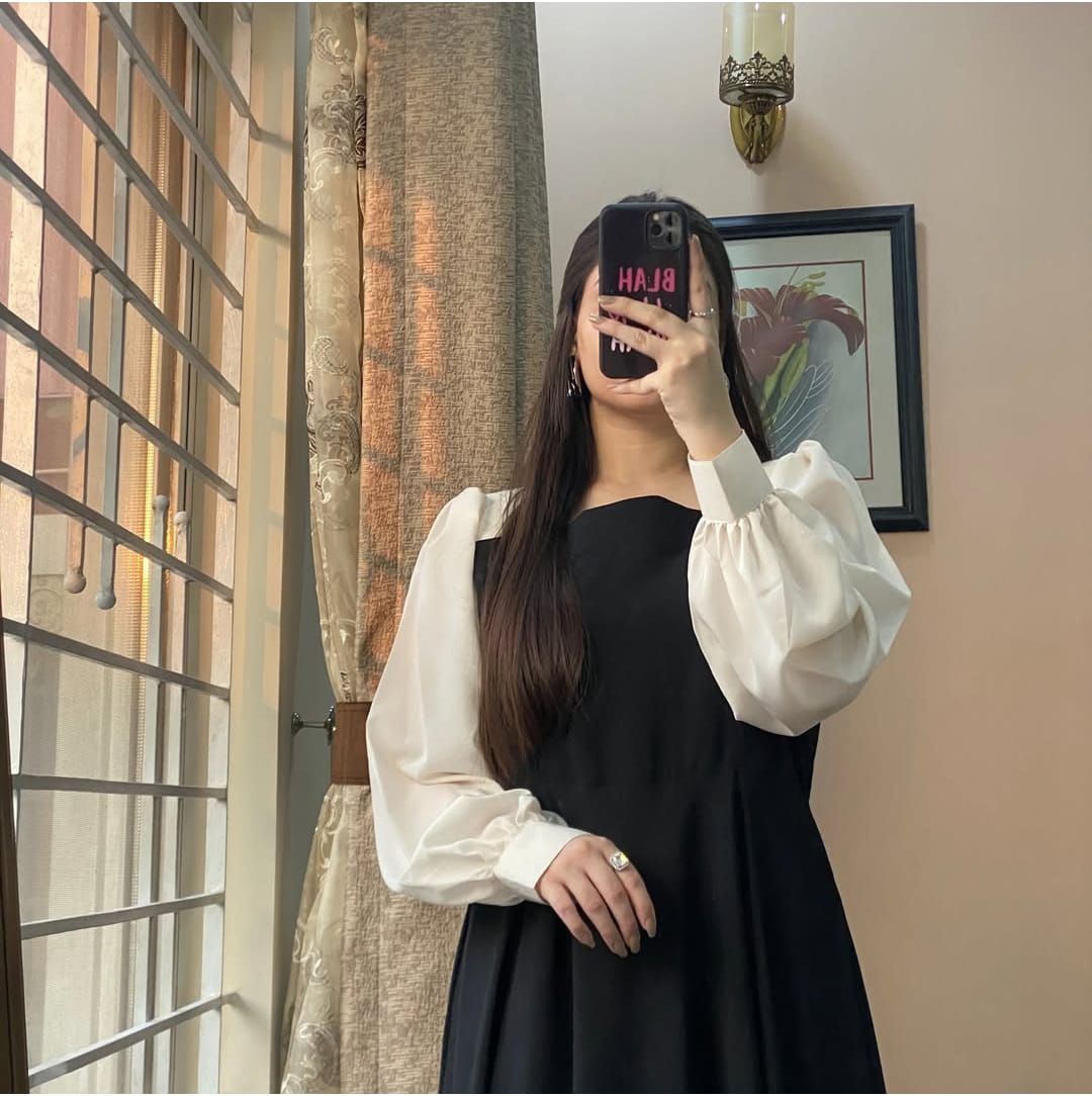 Black White Elegant Maxi π