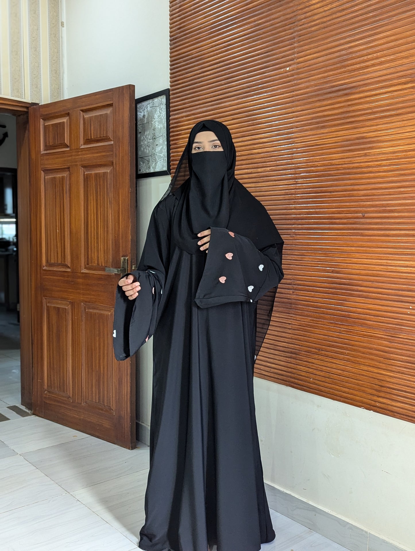 Heart Sleeve Abaya π