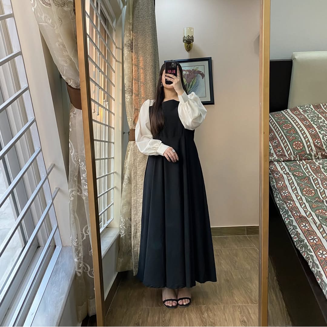 Black White Elegant Maxi π