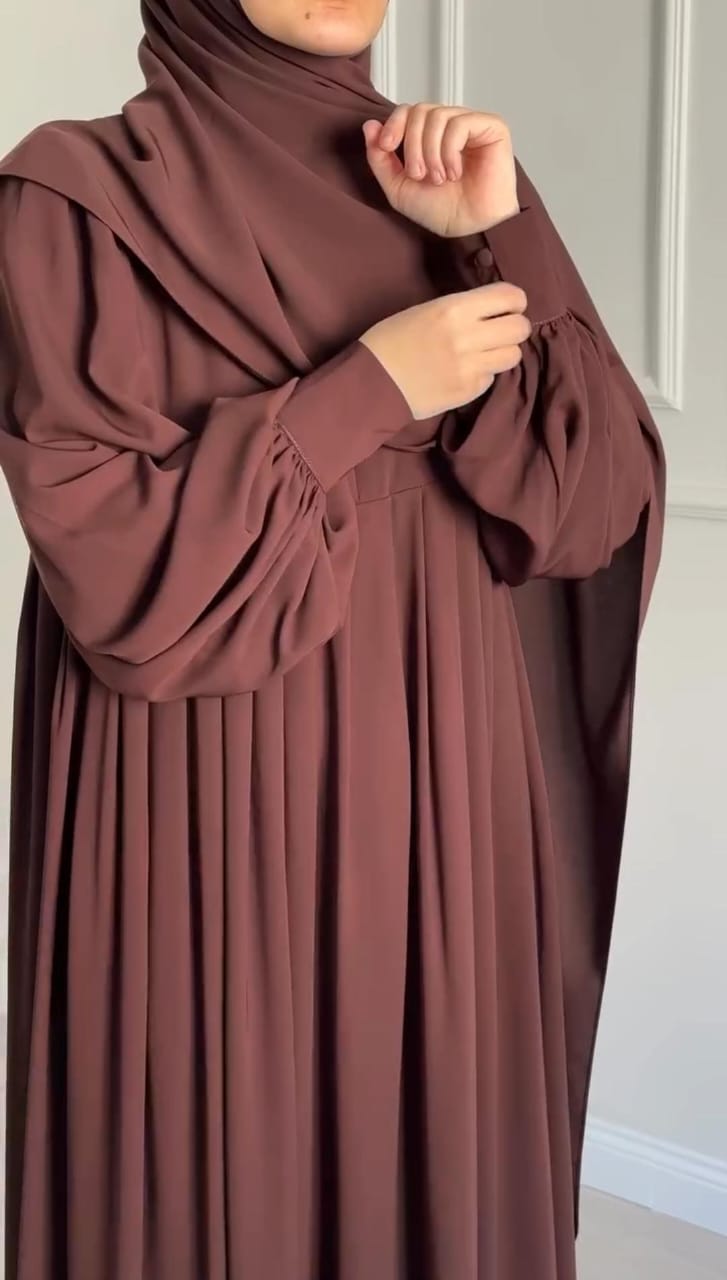 Almondie Abaya With Staller π°