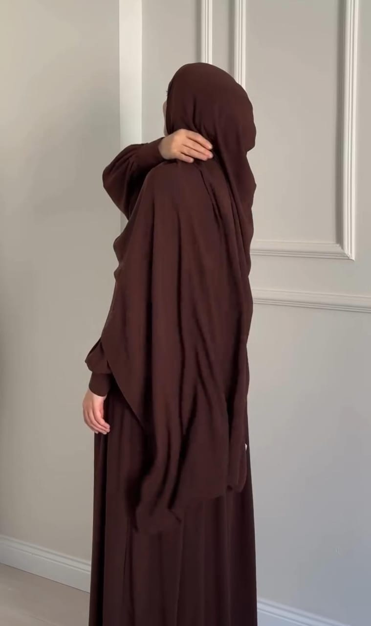 Almondie Abaya With Staller π°