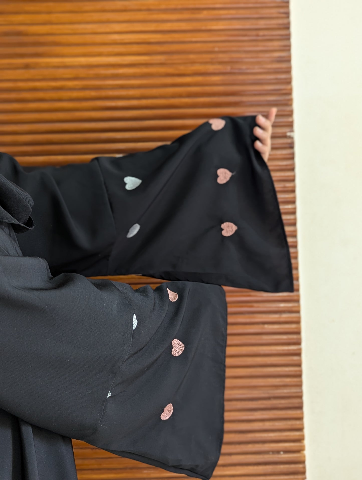 Heart Sleeve Abaya π