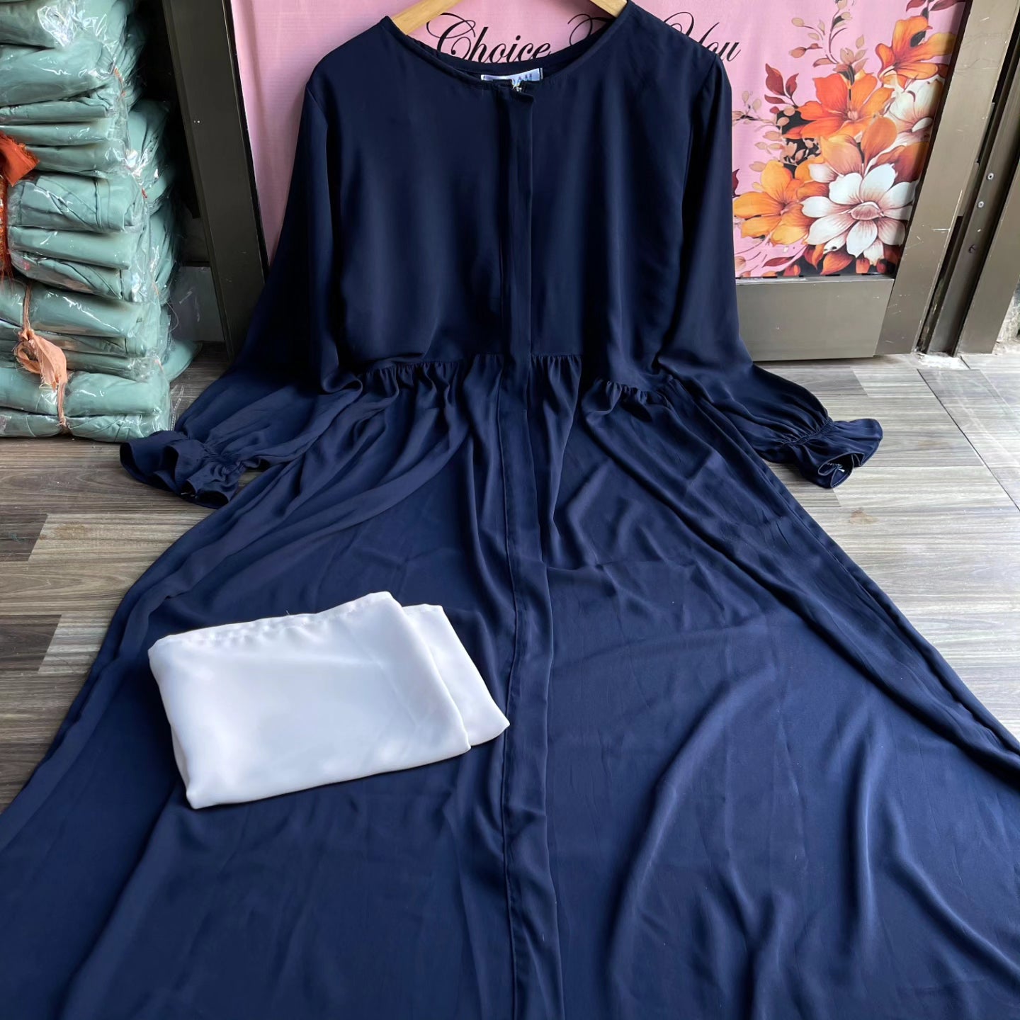 Navy Blue Roman Abaya