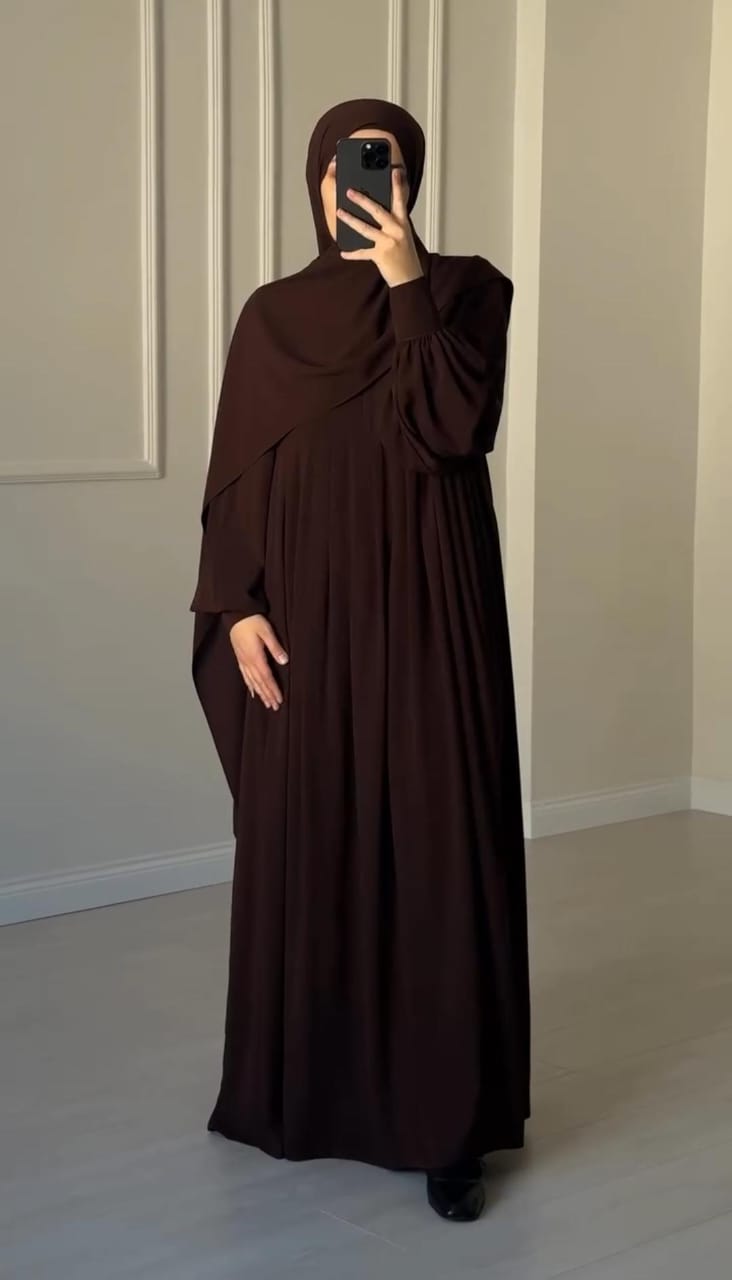 Almondie Abaya With Staller π°