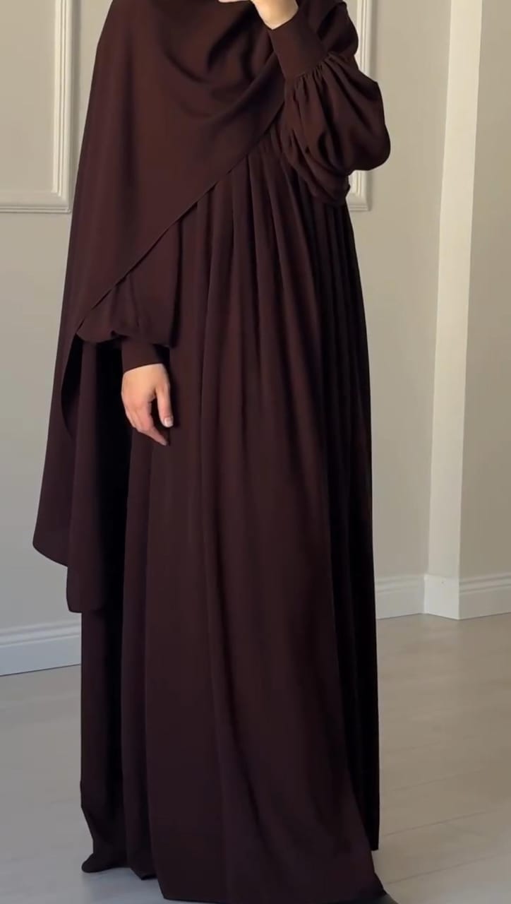 Almondie Abaya With Staller π°