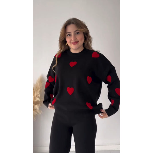 - CLEARANCE SALE - Frenzy Hearts Fleece 2pc Suit ♥️
