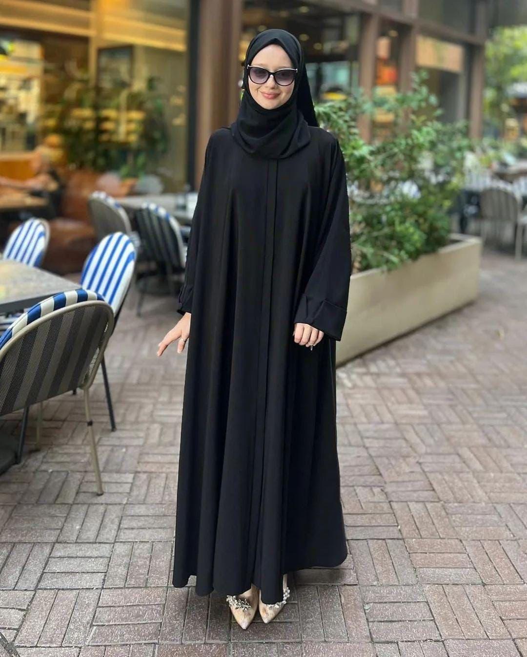 Black Classic Abaya With Staller ✨
